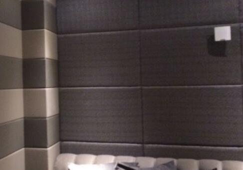 吸音板的表面结构是否结实